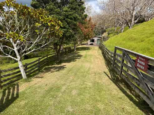 102B James Road, Maungaturoto