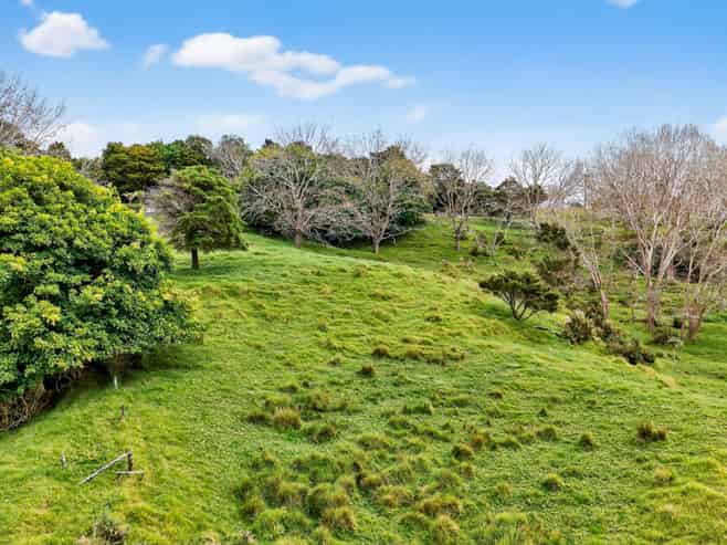 102B James Road, Maungaturoto