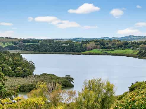 102B James Road, Maungaturoto
