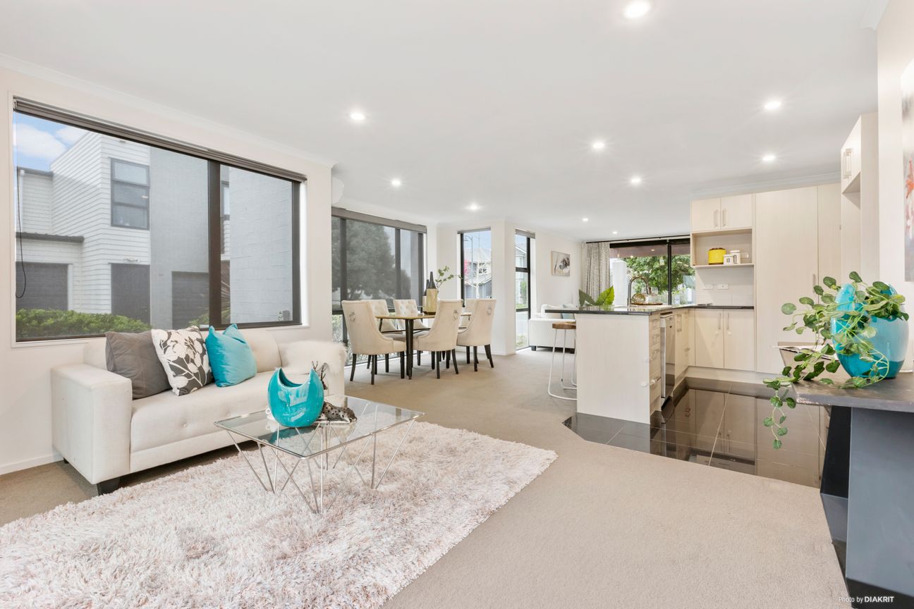 Family Space + Income Potential in Addison Park - Ansicht 6
