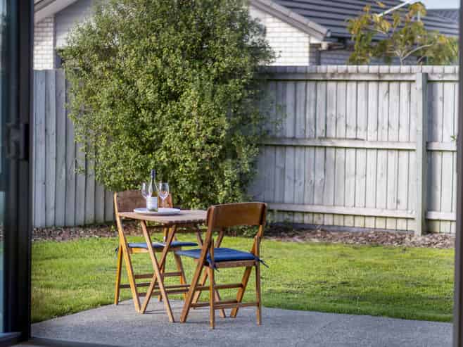 4 Hamlett Drive, Woodend