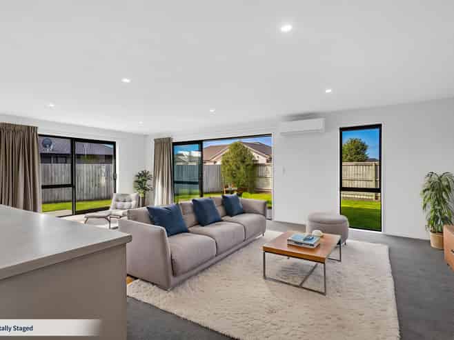 4 Hamlett Drive, Woodend