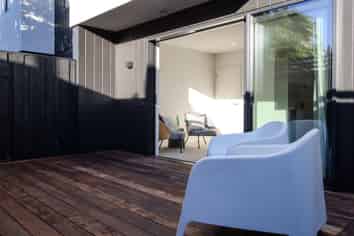 2/99 King Street, SYDENHAM