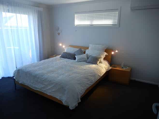 31 Hammill Grove, Stoke