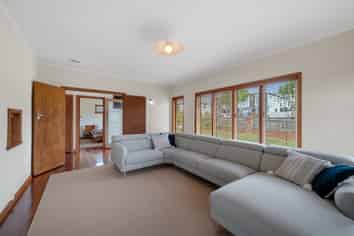 10 Parker Avenue, New Lynn