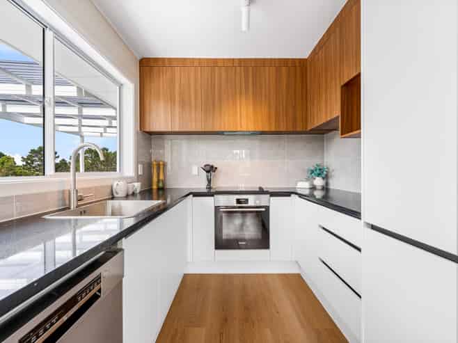 34 Cyclarama Crescent, MASSEY