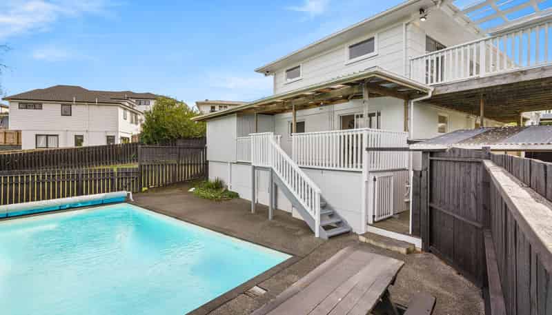 34 Cyclarama Crescent, MASSEY