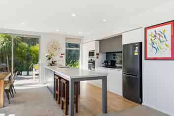 6 Mamaku Lane, Huntsbury