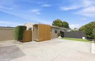 167 Fifteenth Avenue, Avenues