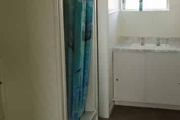 4/142 Firth Street, Hamilton East