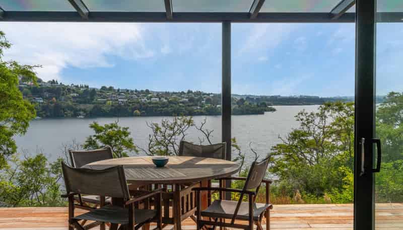 29 Parawera Drive, Acacia Bay