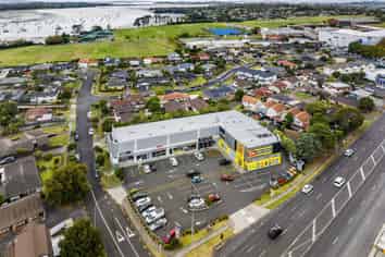 Plant Your Flag. Invest in the evolving Pakuranga