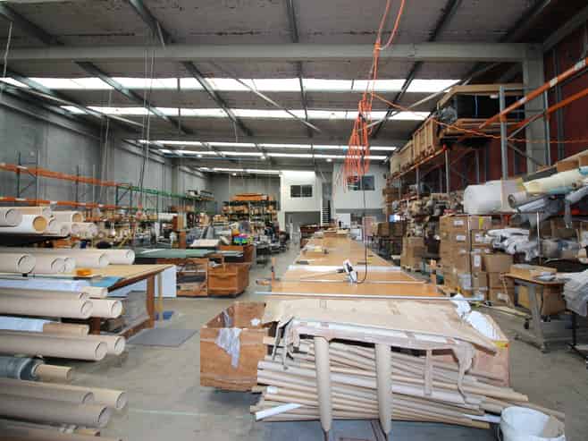 Highly functional office/warehouse