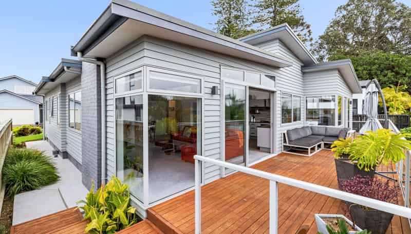 62F Grace Road, Avenues