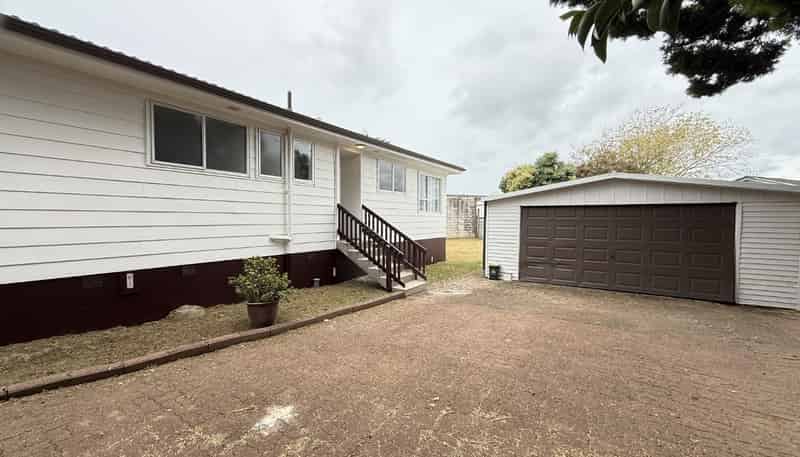 20 Becker Drive, Weymouth