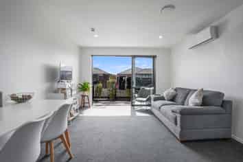 1/65 Pragma Rise, Huntington