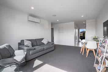 1/65 Pragma Rise, Huntington