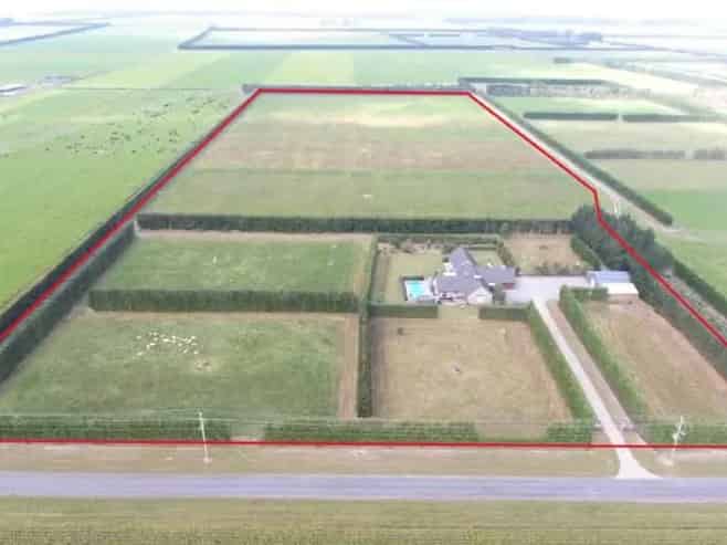 712 Highfield Road, Burnham