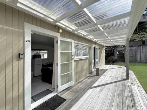 43A Tauhinu Road, Miramar