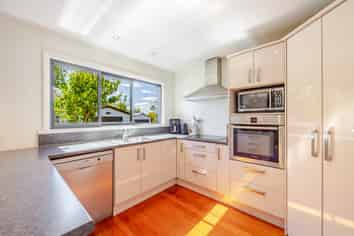 4 Holyrood Terrace, Waipukurau