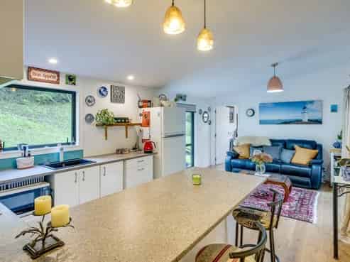 16 Burke Street, Napier Hill