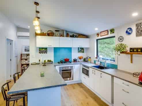 16 Burke Street, Napier Hill