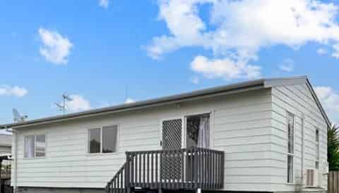 1/8 Bloomfield Place, Onerahi