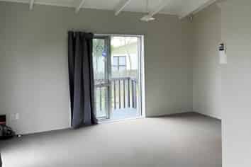 1/ Bloomfield Place, Onerahi