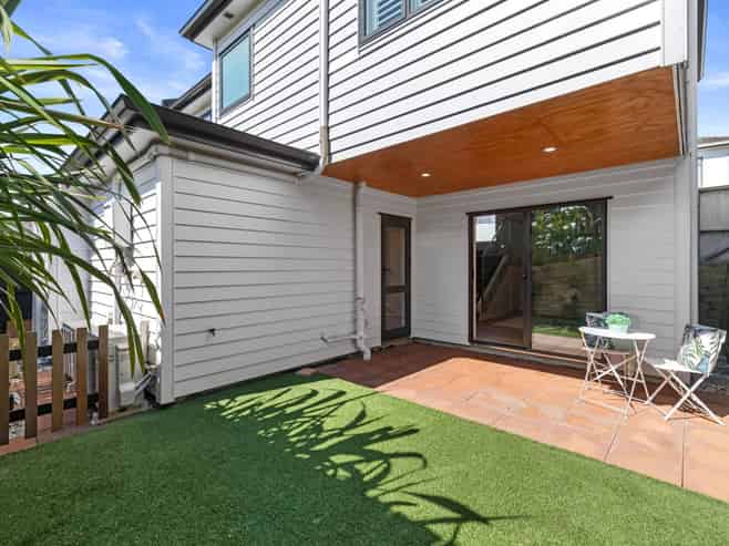50C Botany Road, Botany Downs