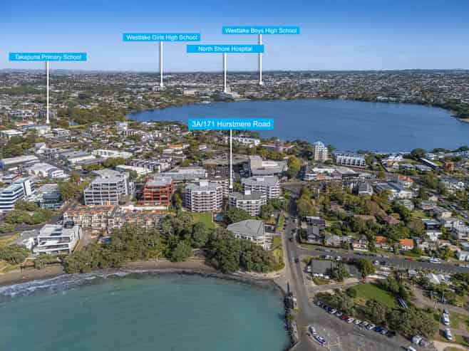 3A/171 Hurstmere Road, Takapuna