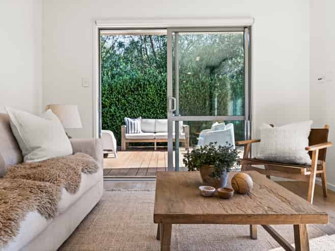 14 Cape Grove, Haumoana