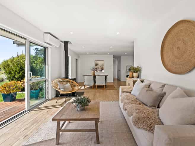 14 Cape Grove, Haumoana