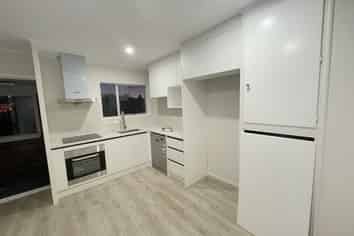 1/85 Green Lane East, Remuera