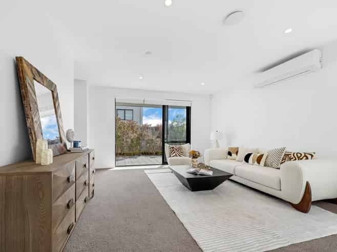 16 Paterae Lane, Flat Bush