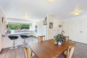 111 Greenwood Boulevard, Otaki