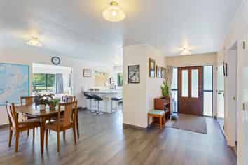 111 Greenwood Boulevard, Otaki