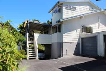 34B Mountbatten Avenue, Hillcrest