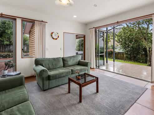 6 Scarborough Lane, Kamo