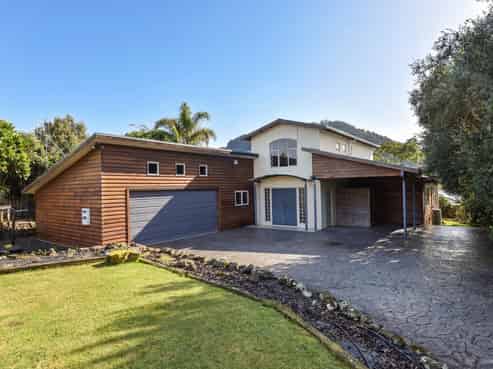 6 Scarborough Lane, Kamo