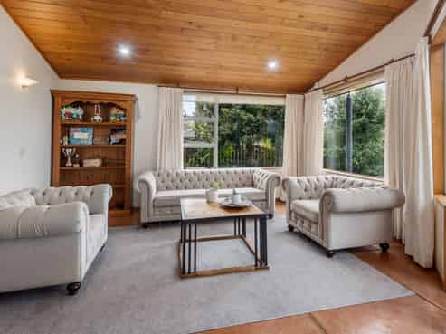 6 Scarborough Lane, Kamo