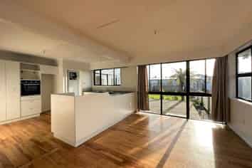 8 Ingestre Street, Whanganui Central