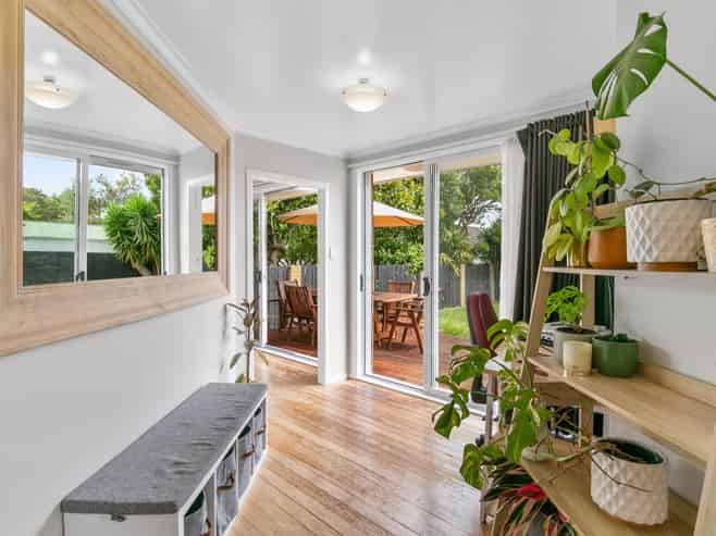 175 Bartholomew Road, Levin