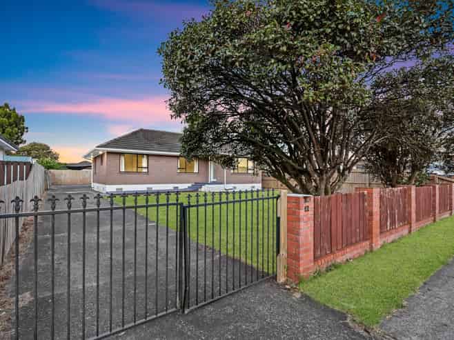 12 Hunua Road, Papakura