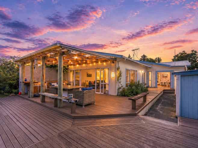 6 Cambridge Street, Levin