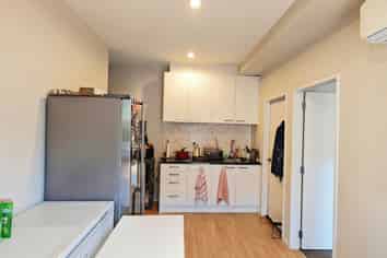 7A Azzurro Way, Flat Bush