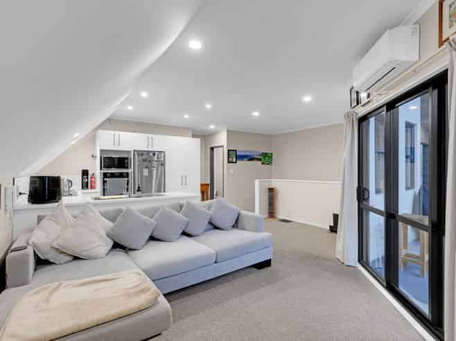 19D Edgecumbe Street, Whitiora