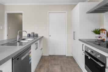 28 Liddington Drive, ROLLESTON