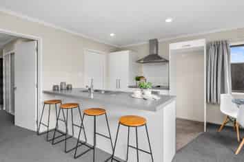 28 Liddington Drive, ROLLESTON