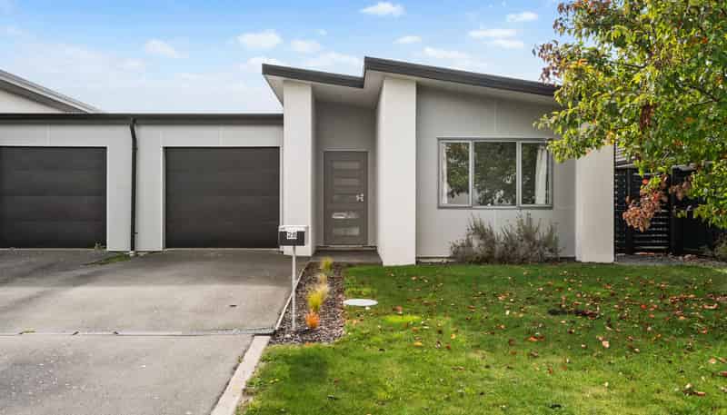 28 Liddington Drive, ROLLESTON