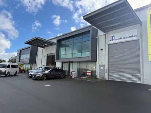 A-grade industrial unit in prime location